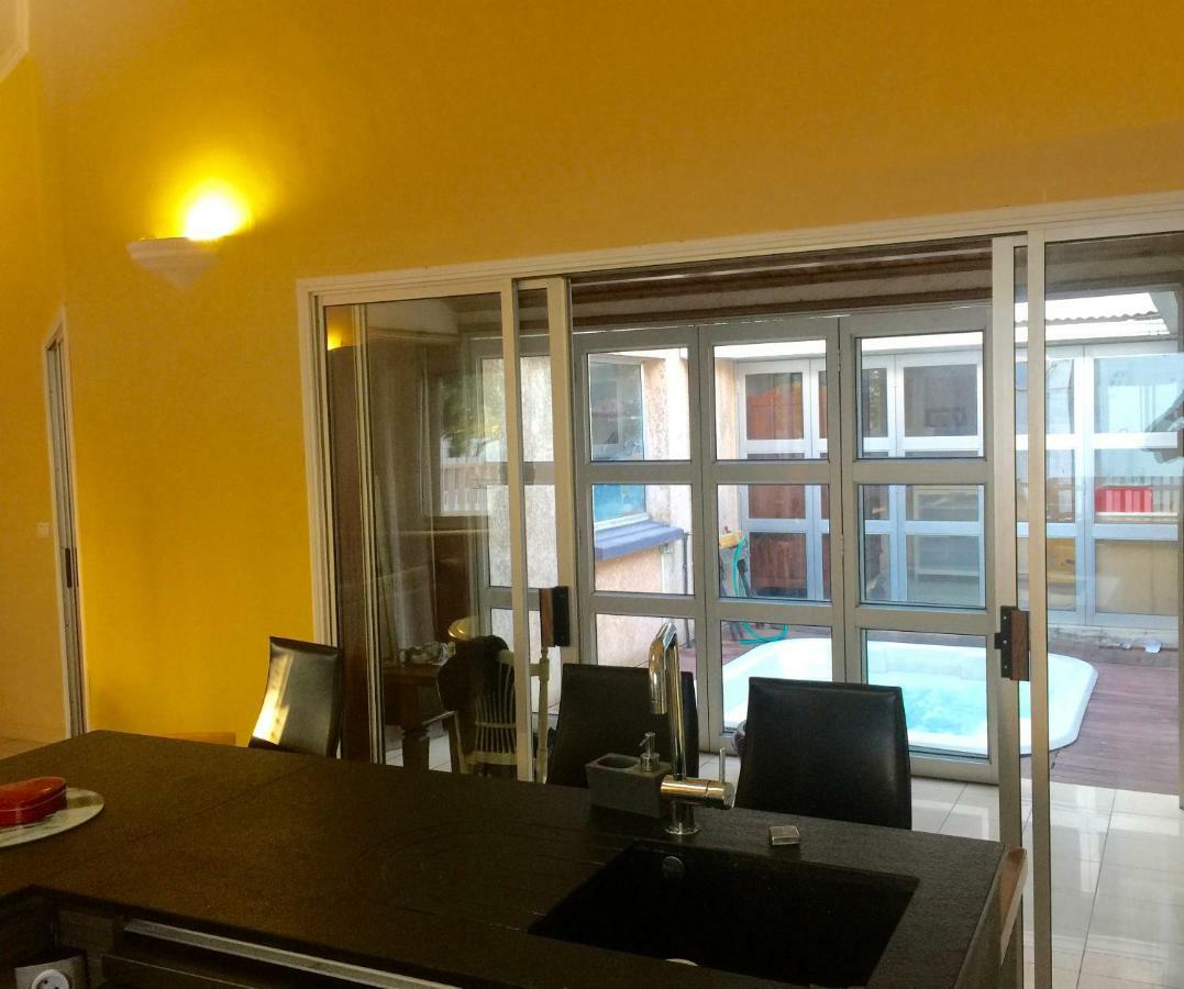 Sun Villa Chambre Chez L Habitant Saint-Denis Exterior foto